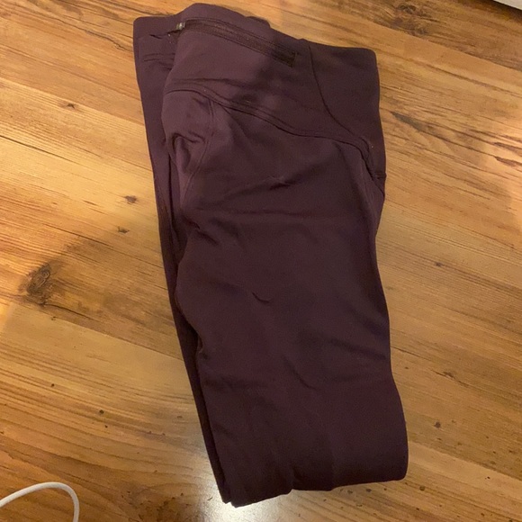 Purple Lululemon leggings - Picture 2 of 2